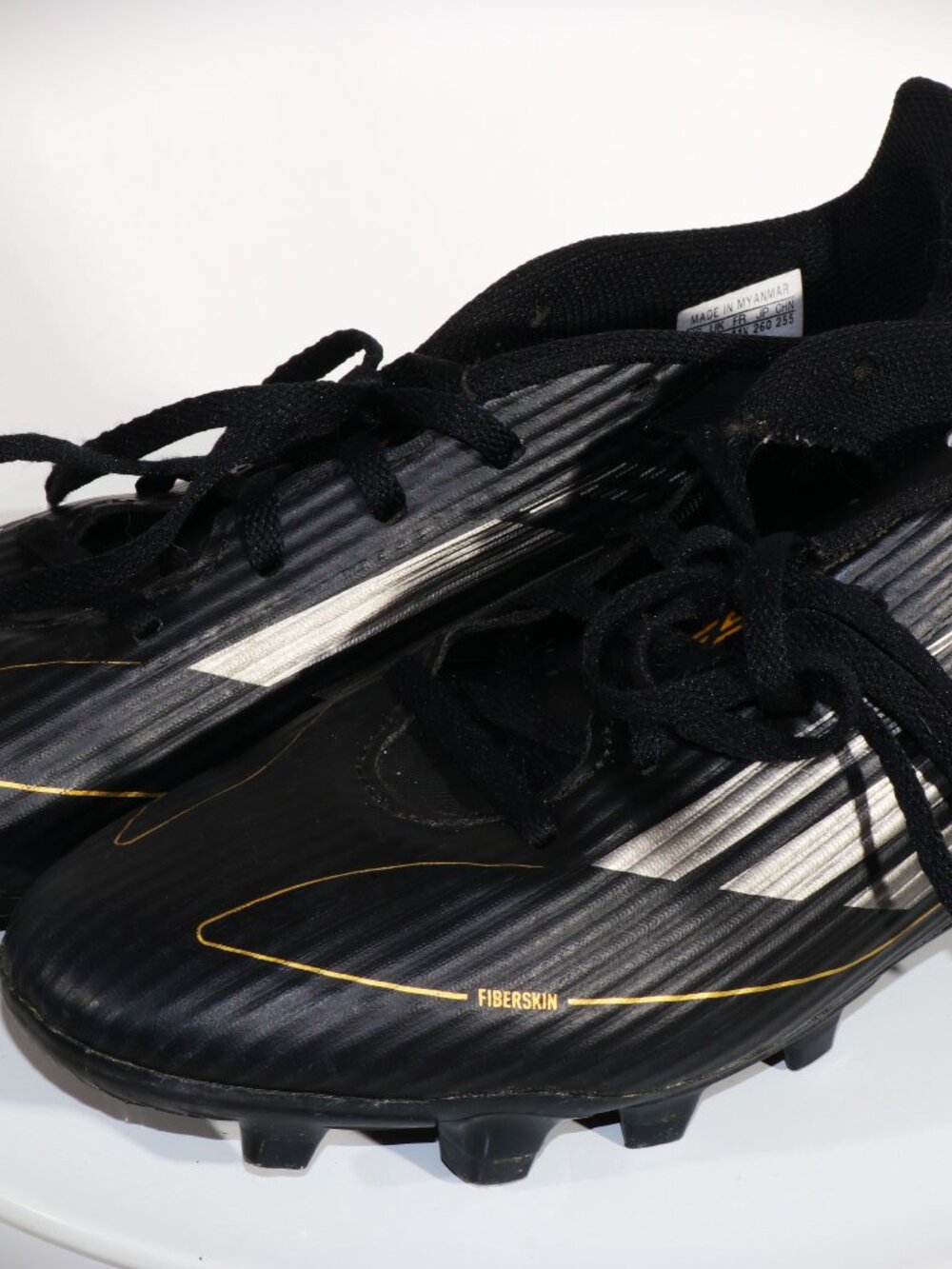 Soccer Cleats, Size 8
